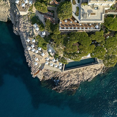 Offres journée à l'hôtel Les Roches Blanches à Cassis