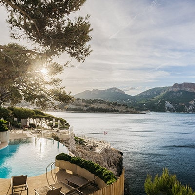 Offres à l'hôtel Les Roches Blanches à Cassis